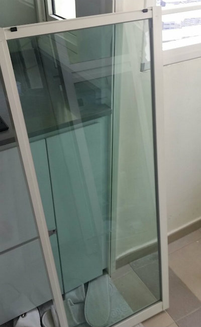 Sea Green Glass for Sliding Window
